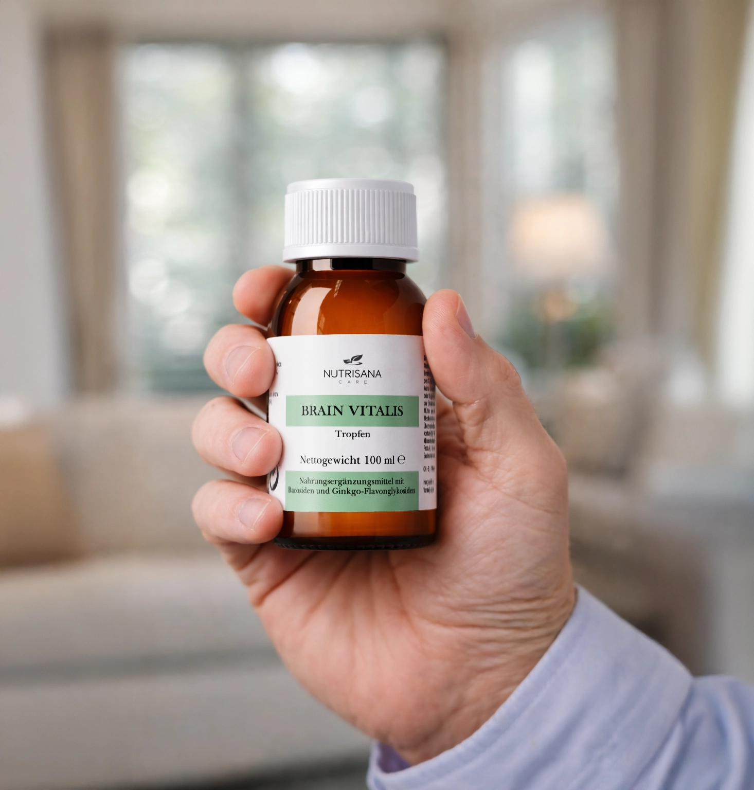 Brain-Vitalis-Bottle-in-Hand
